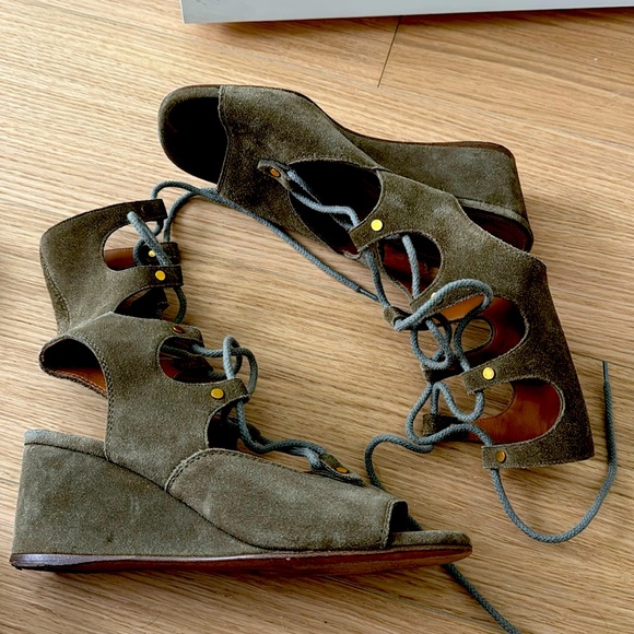 Chloe Gladiator Sandals - Picture 1 of 5